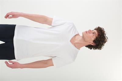 V Yaka Basic T-Shirt