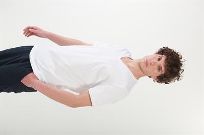 V Yaka Basic T-Shirt