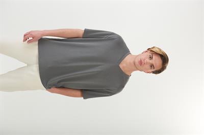 V Yaka Düz Basic T-Shirt