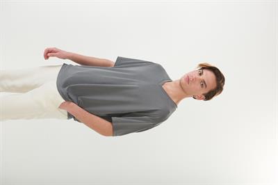 V Yaka Düz Basic T-Shirt