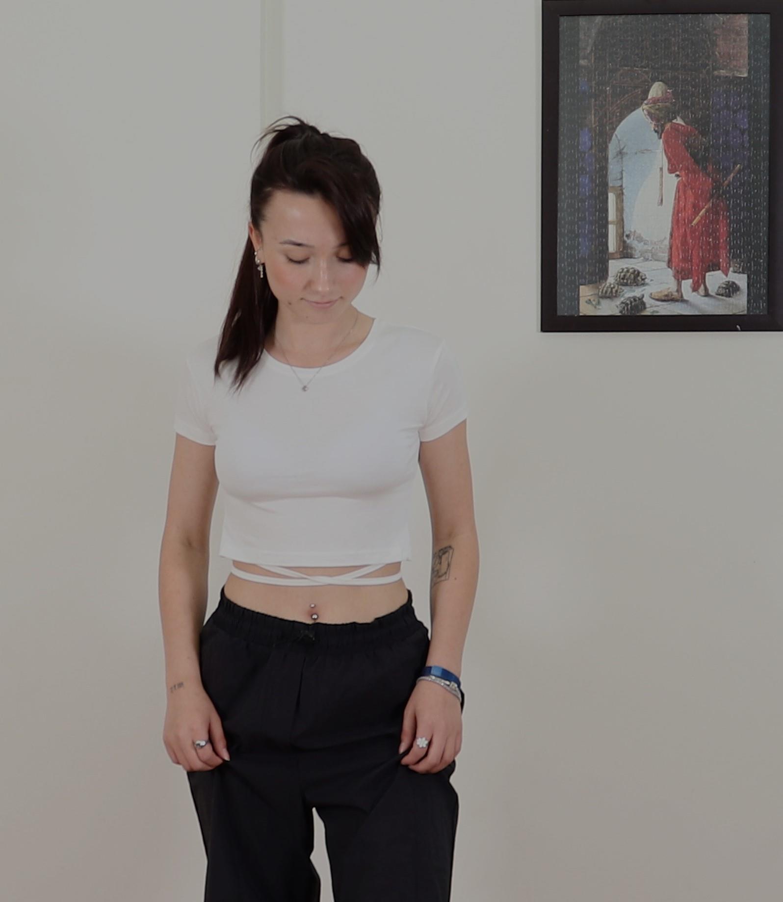 BİSİKLET YAKA BAĞLAMALI CROP