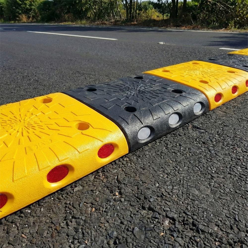 4 Metre Hız Kesici Set | Kapaklı Yol Kasisi Uygulaması