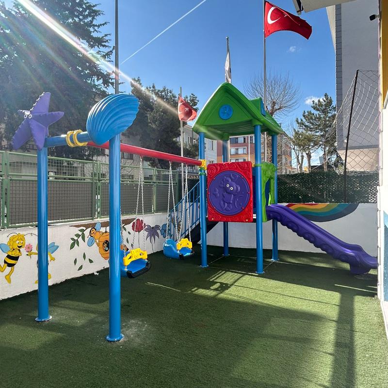 Bir Kaydıraklı 2 Salıncaklı - Deniz Yıldızı Figürlü Çocuk Oyun Parkı Modeli