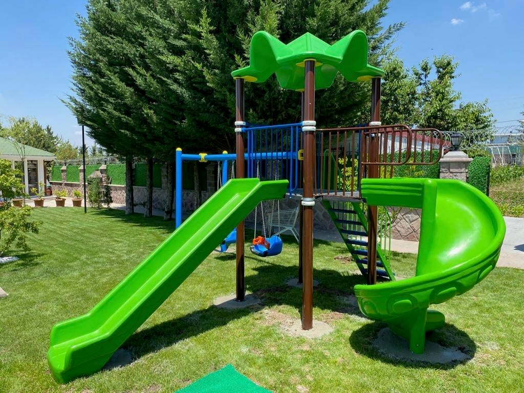 Çocuk Oyun Parkı Bir Kuleli, İki Kaydıraklı 5.5x4.5m