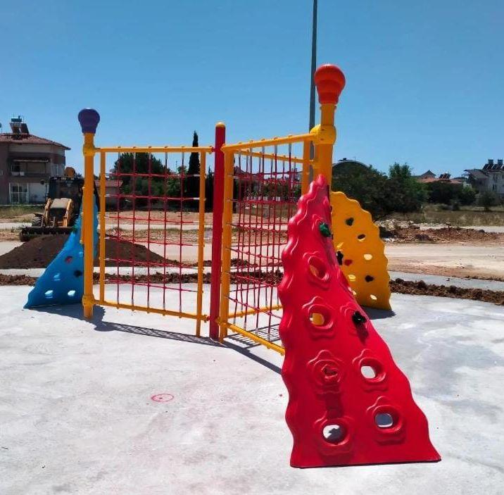 Rope and Spiral Climbing Frame | Playground Equipment – 600x650 cm