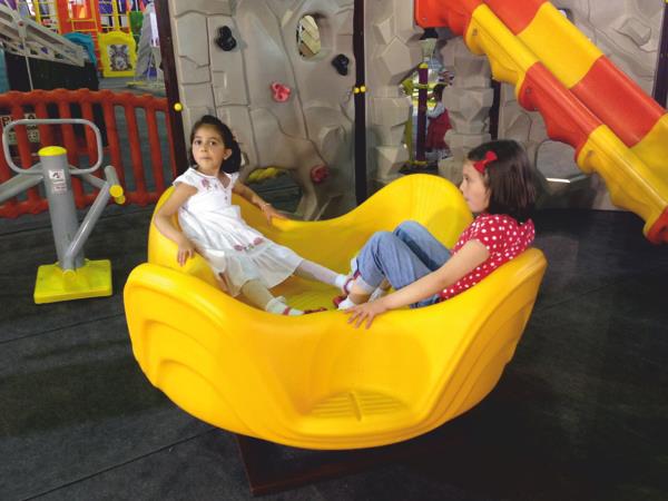 Polyethylene Spinner – Rotating Playground Equipment