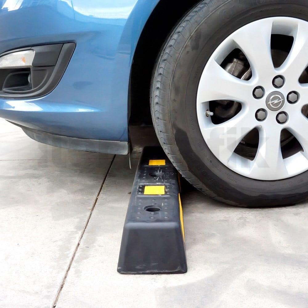 Kompakt ve Dayanıklı Kauçuk Oto Park Stoperi – 74x15x10 cm 