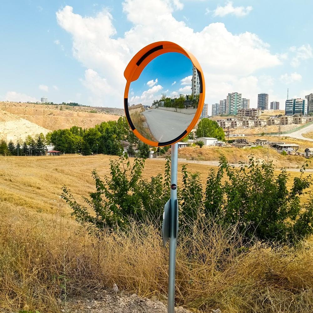 60 cm Convex Traffic Safety Mirror with 2.5 m Yellow-Black Flanged Pole Set
