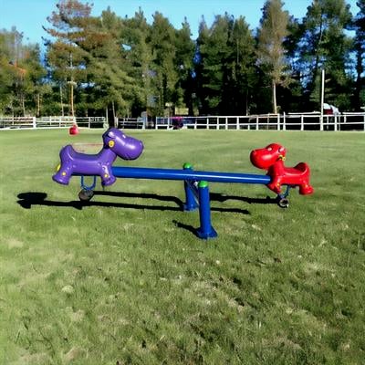 İkili Tahterevalli, Köpek Figürlü