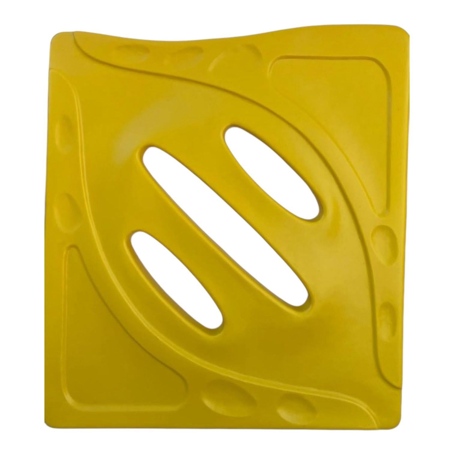 Akış Formlu Oyun Parkı Elemanı Yan Pano