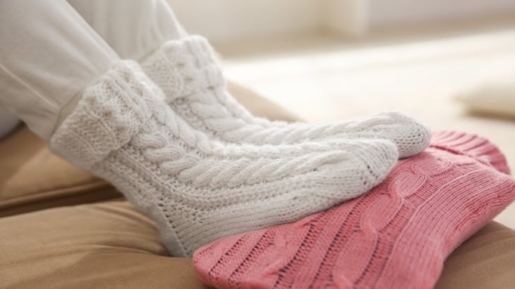 Sürekli Üşüyorum: Hangi Vitamin Eksikliği Buna Sebep Olur? El Ayak Buz Kesmesi ve Çözümleri