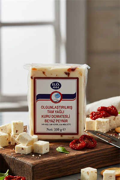 Tam Yağlı Olgunlaştırılmış Kuru Domatesli Beyaz Peynir - 350 gr