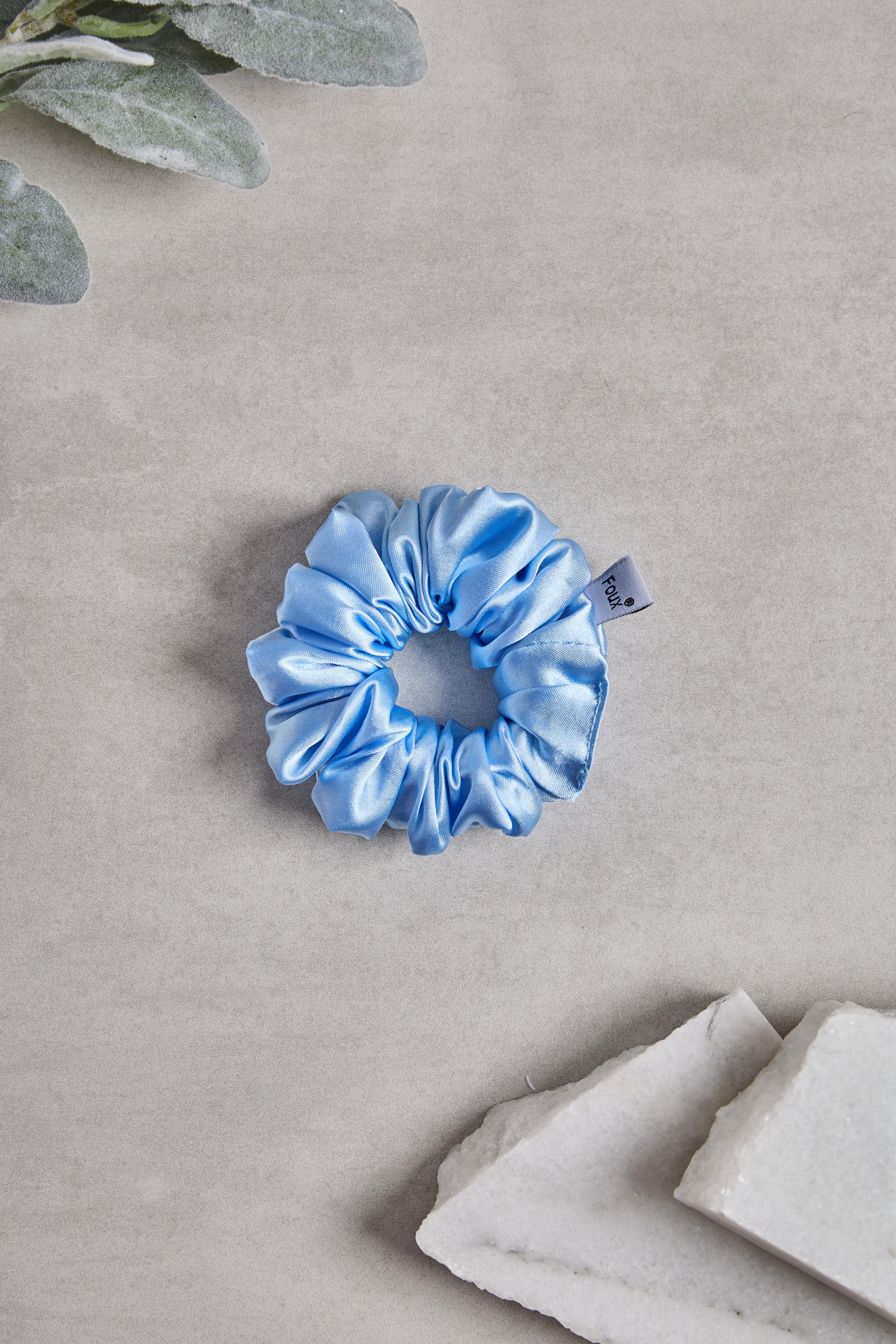 Bebe Mavisi Small Sateen Scrunchie