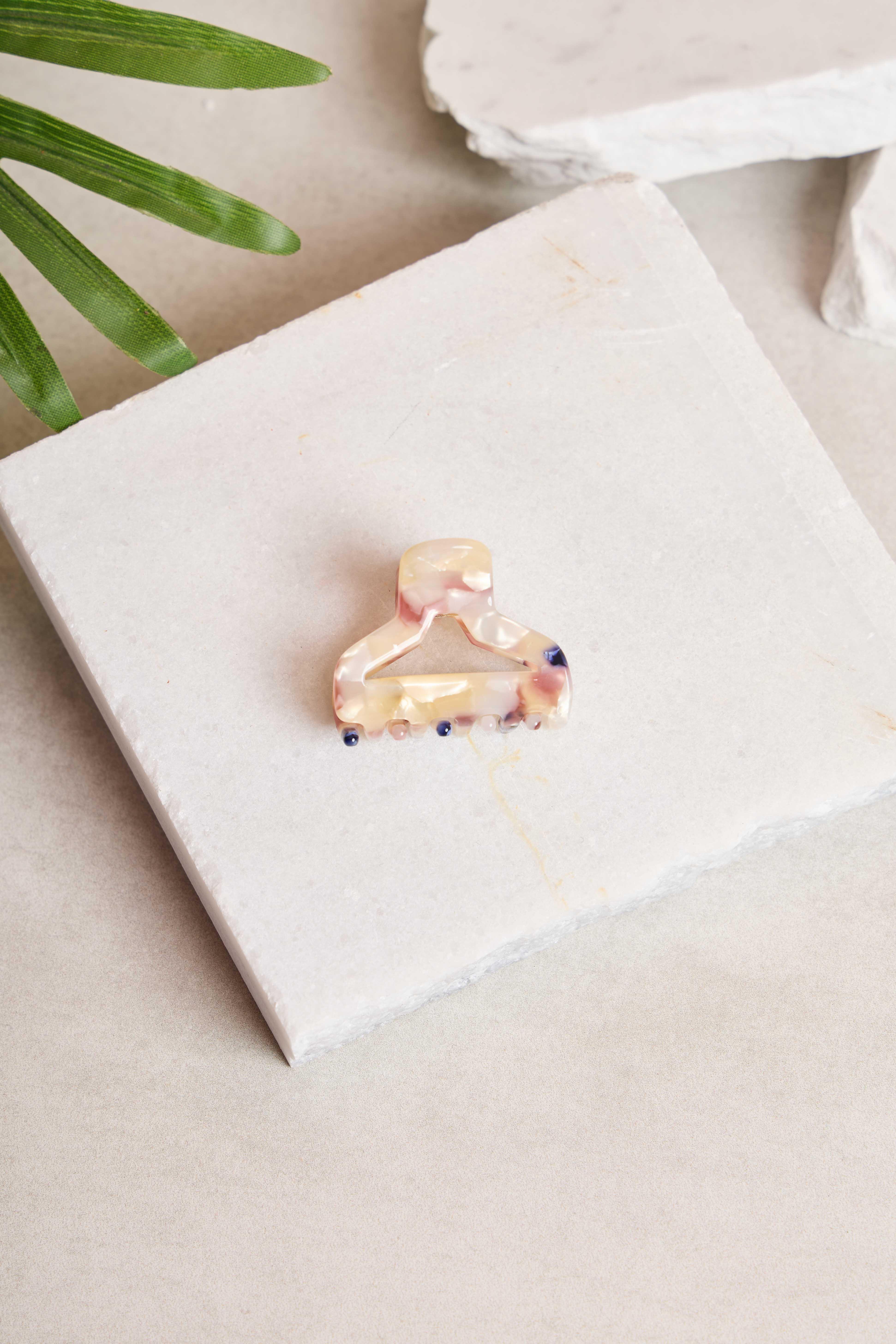 Delta Rose Quartz Cream Kemik Toka