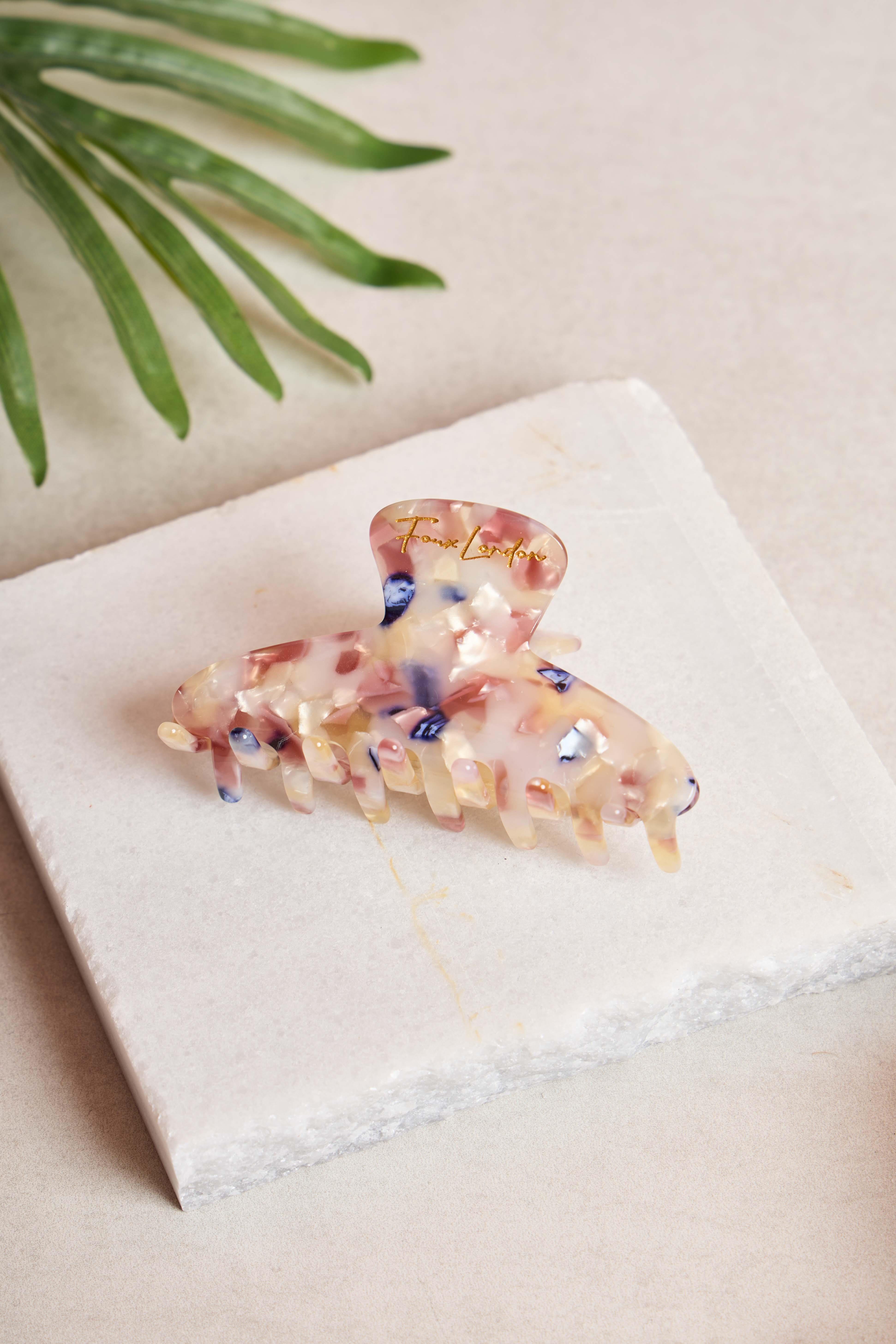 Dora Rose Quartz Cream Kemik Toka