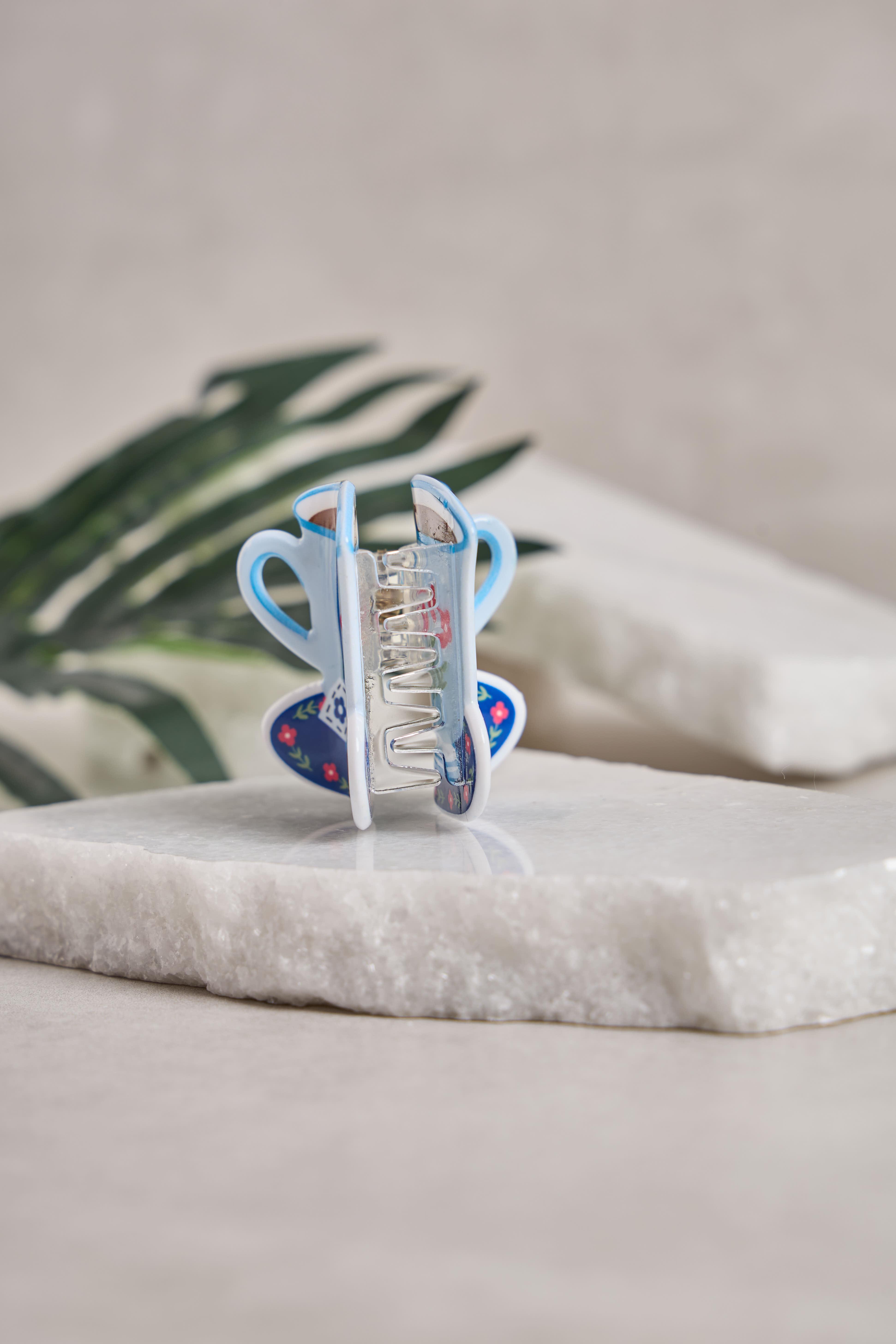Mavi Papatyalı Fincan Kemik Toka