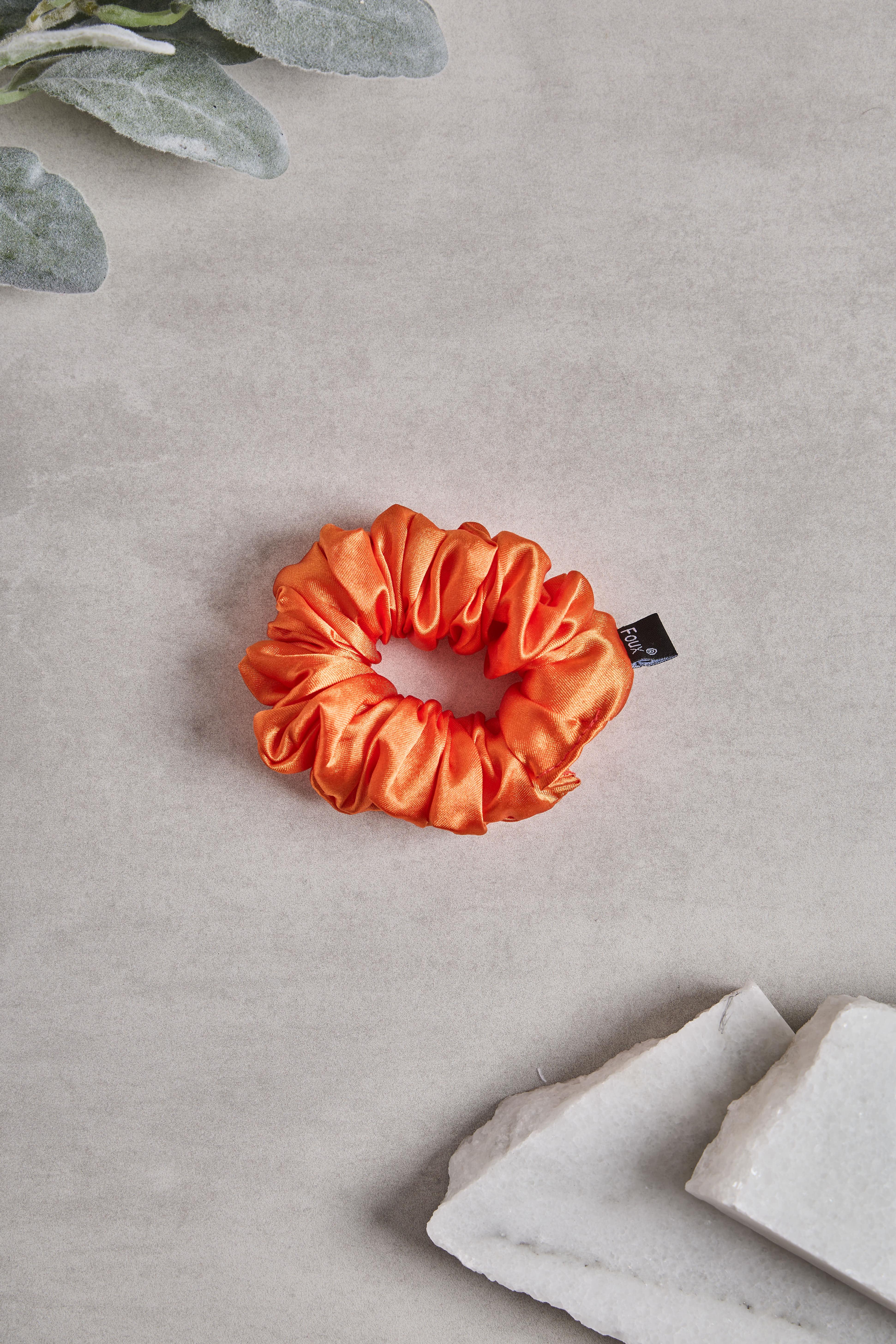 Turuncu Small Sateen Scrunchie