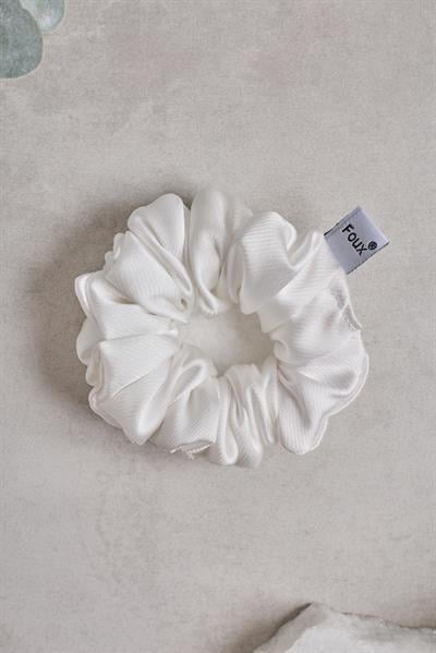 Beyaz Small Scrunchie