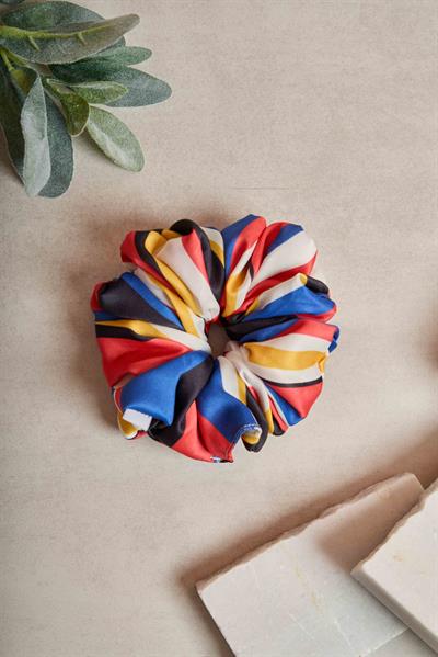 Çizgili Bol Büzgülü Scrunchie