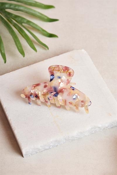 Dora Rose Quartz Cream Kemik Toka