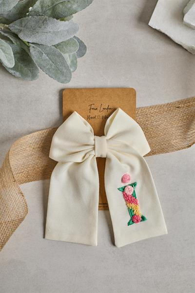 İ İşlemeli Fiyonk Toka