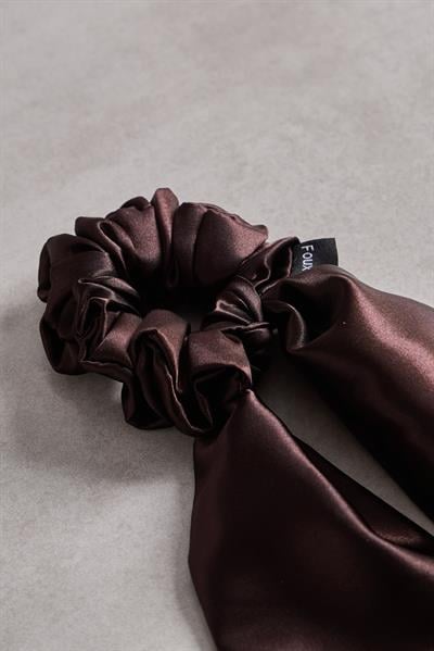 Kahverengi Kuyruklu Sateen Scrunchie