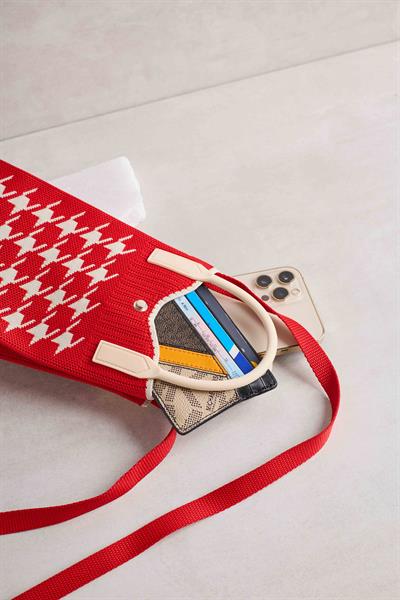 Kırmızı Kaz Ayağı Çanta