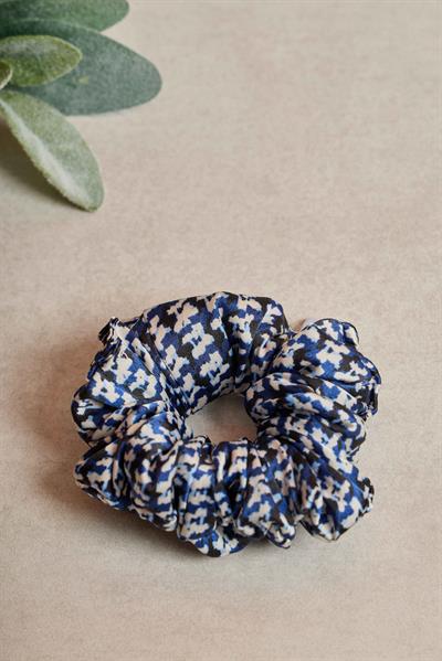 Mavi Ebruli Small Scrunchie