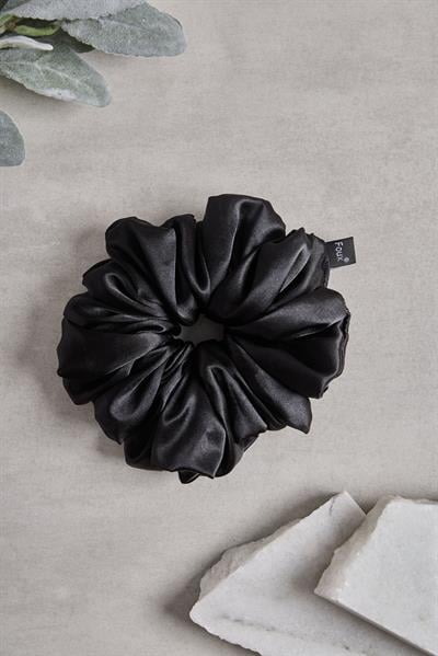 Siyah Bol Büzgülü Sateen Scrunchie