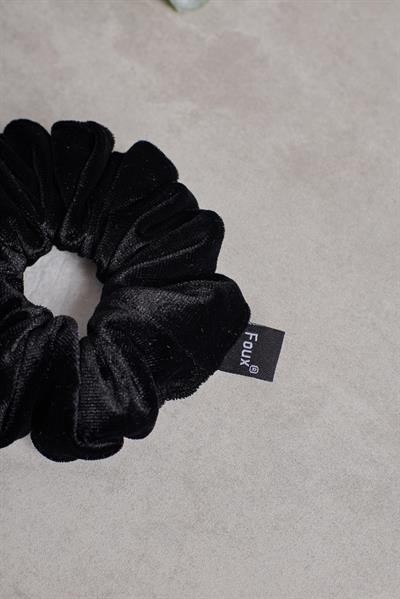 Siyah Kadife Small Scrunchie