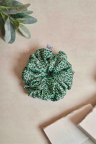 Yeşil Ebruli Bol Büzgülü Scrunchie