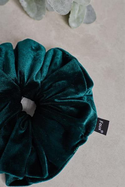 Zümrüt Kadife Scrunchie