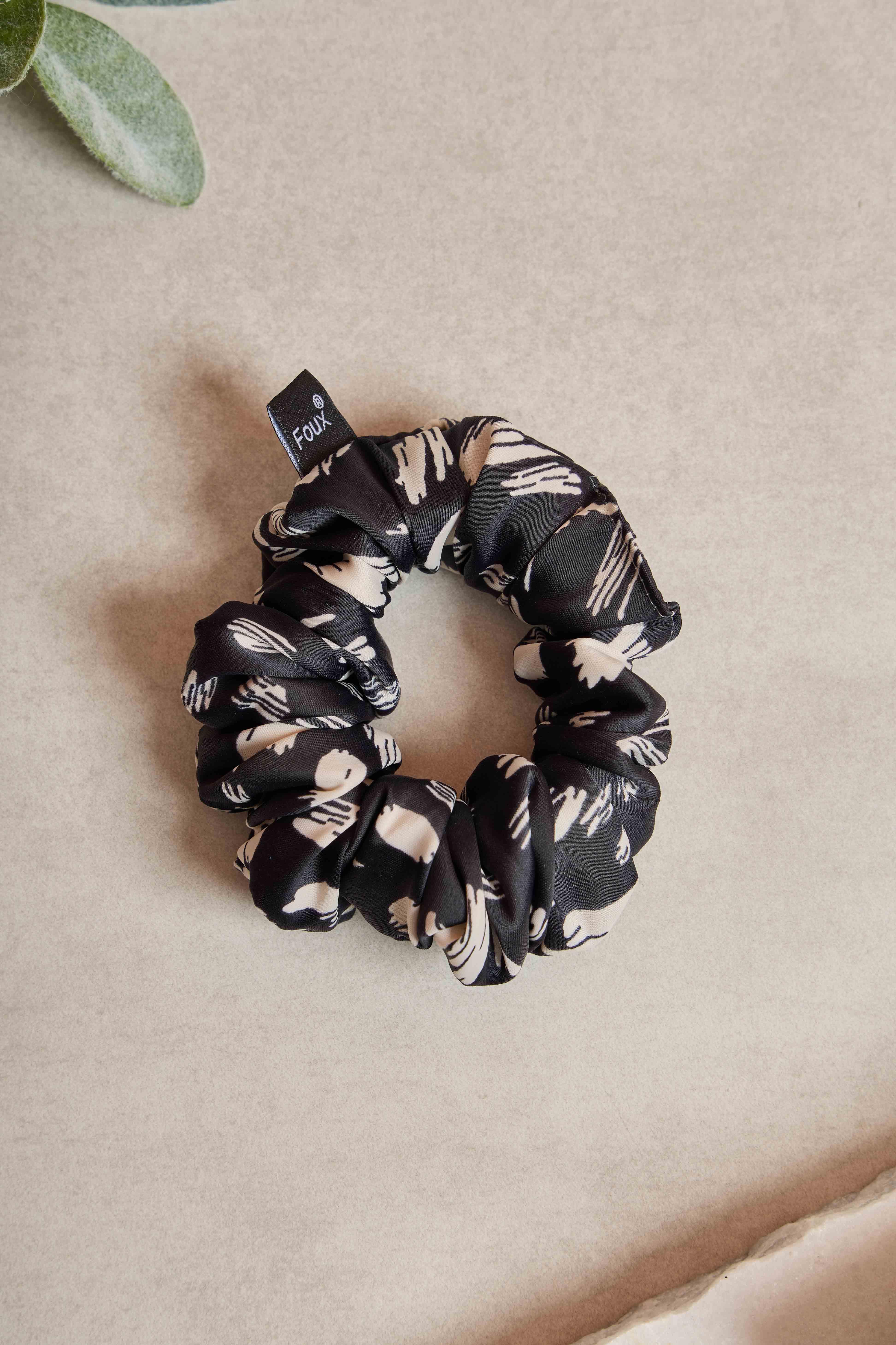 Black and White Small Scrunchie