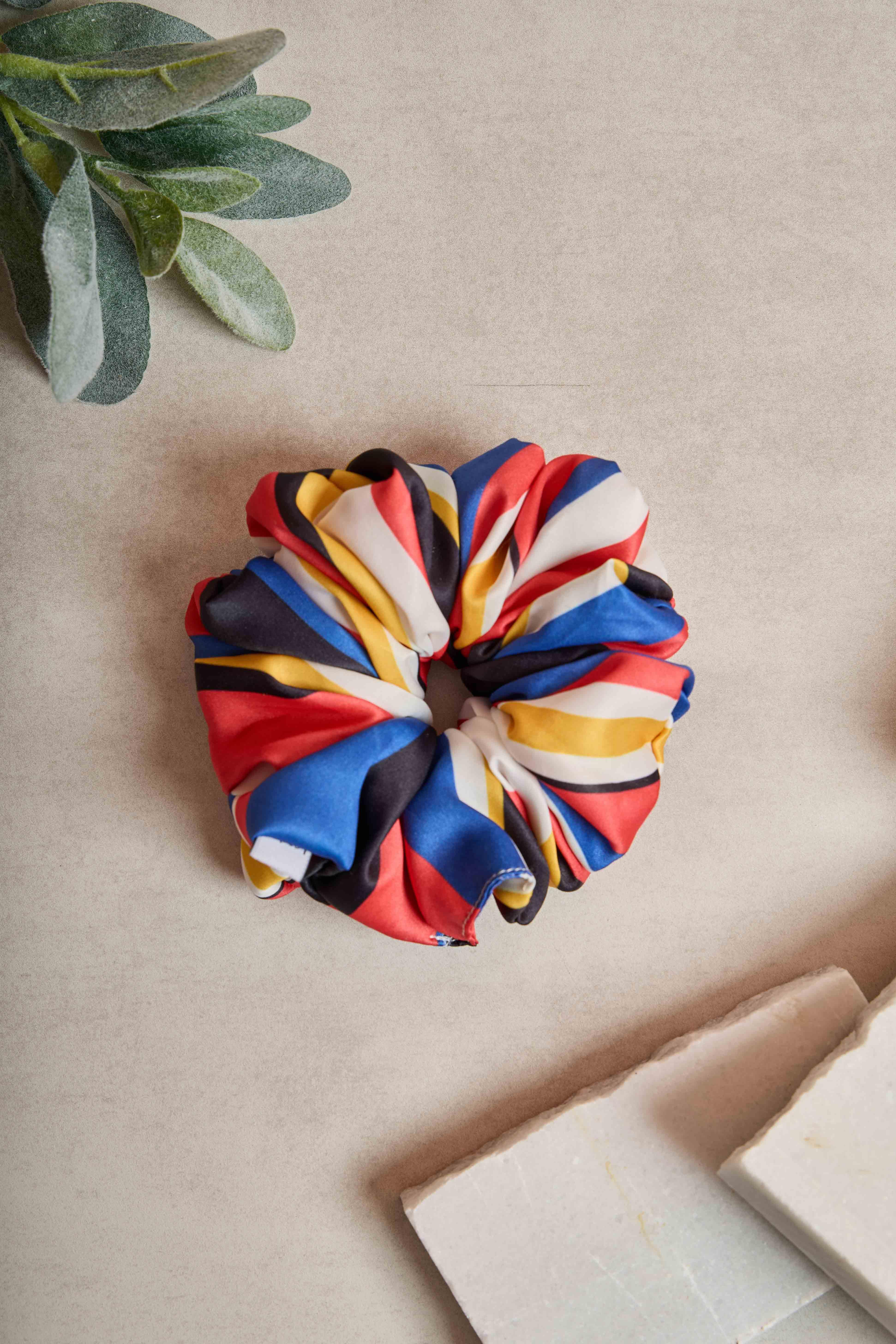Çizgili Bol Büzgülü Scrunchie