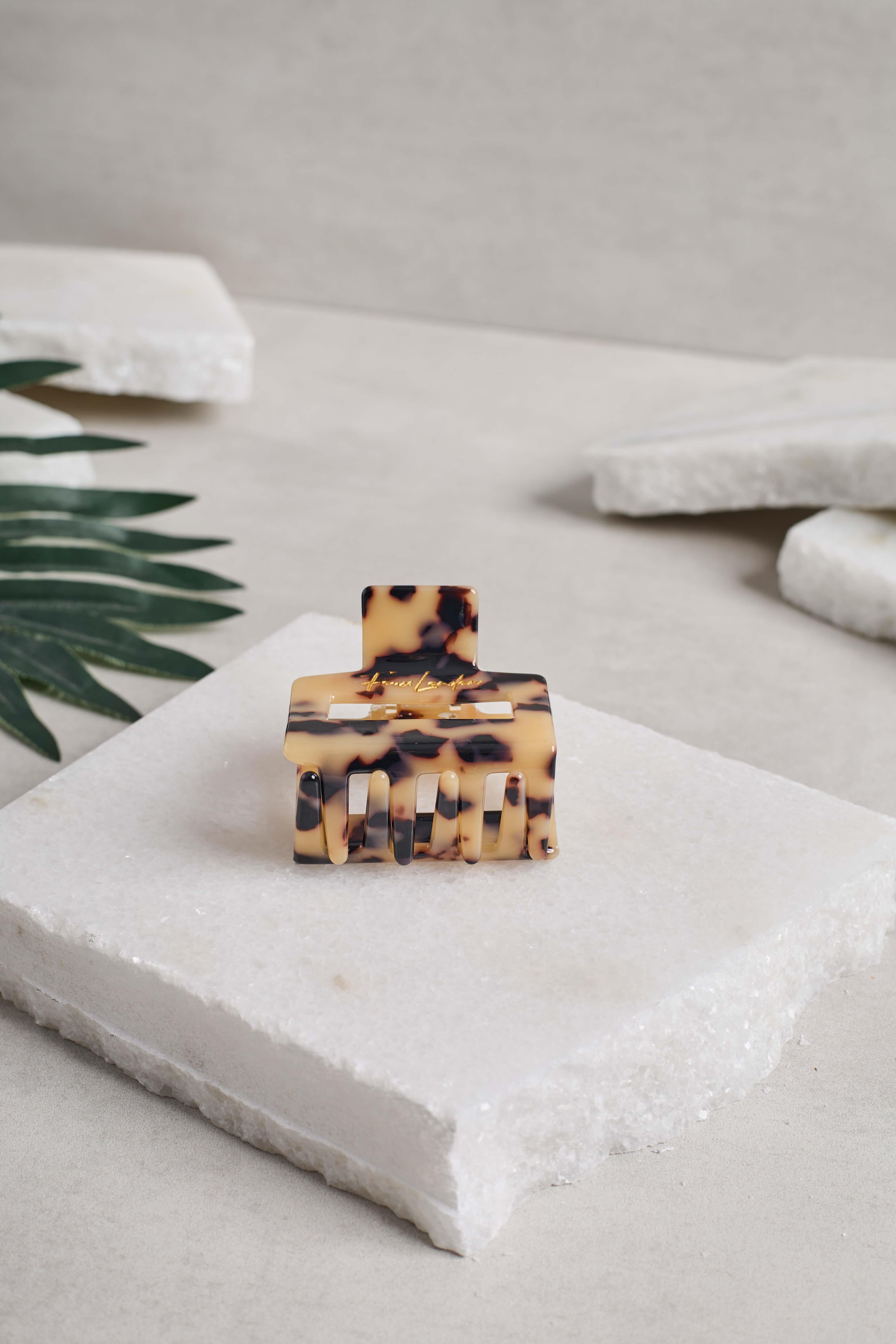 kare leopar kemik mandal