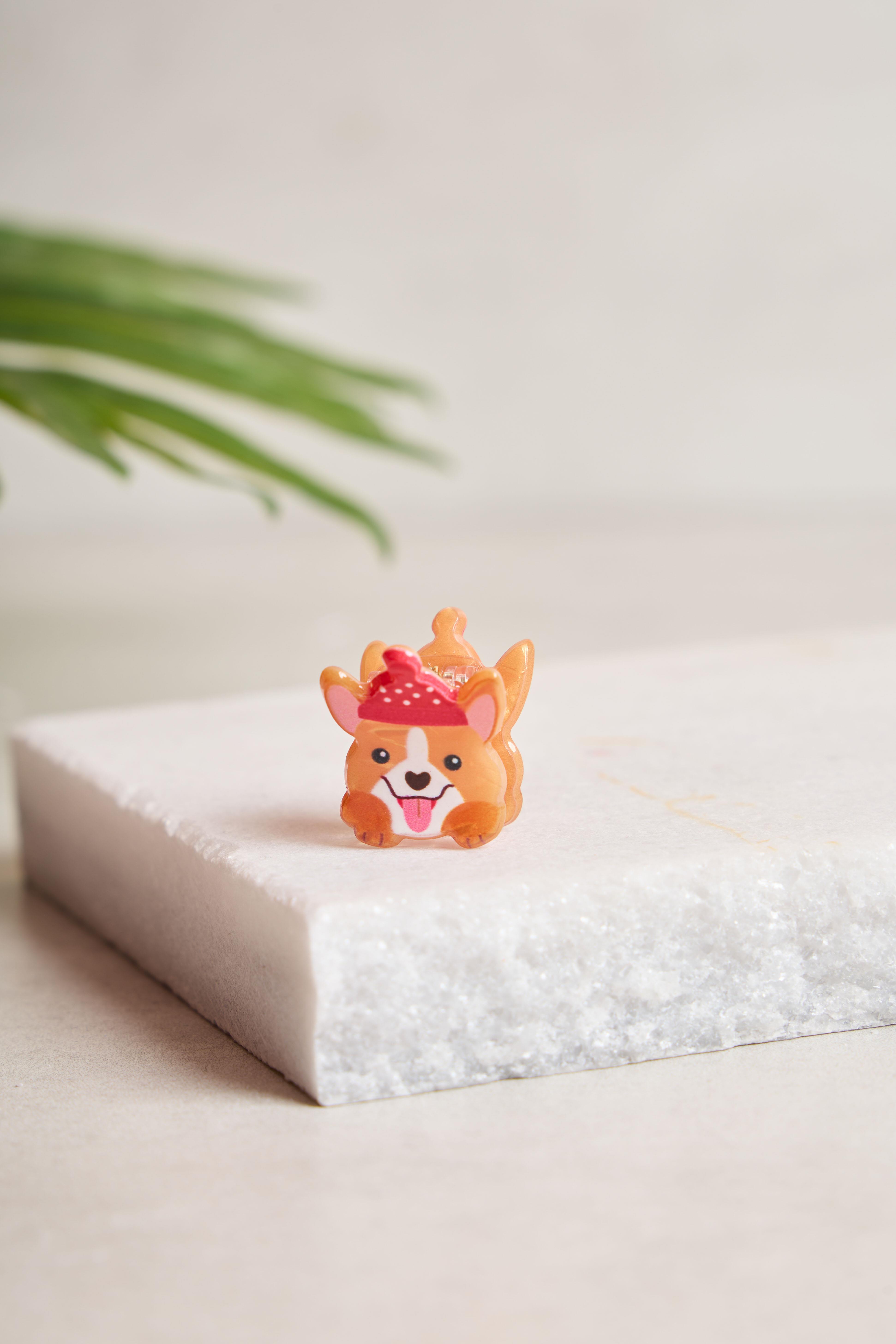 Mini Şapkalı Corgi Kemik Toka