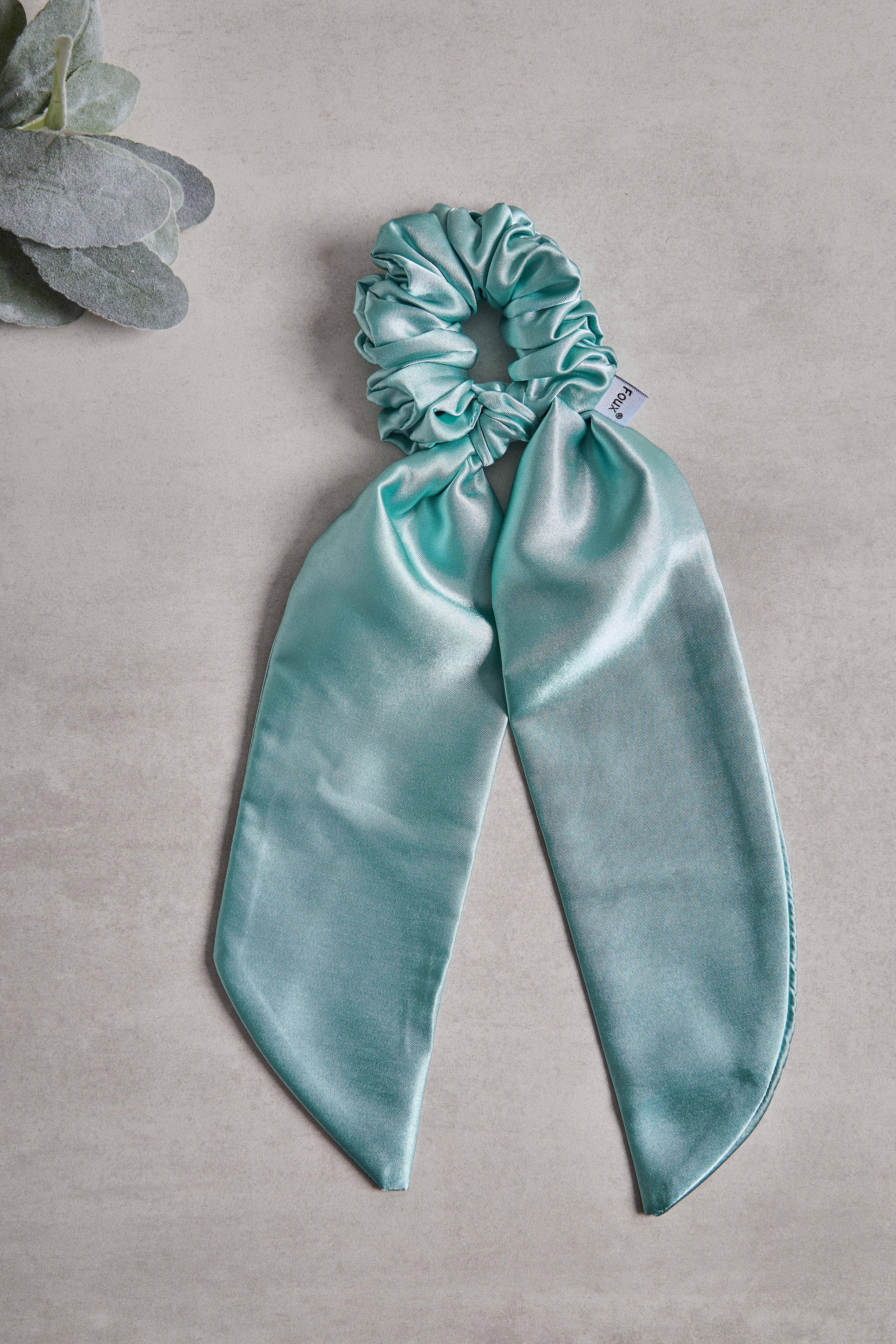 Mint Kuyruklu Sateen Scrunchie
