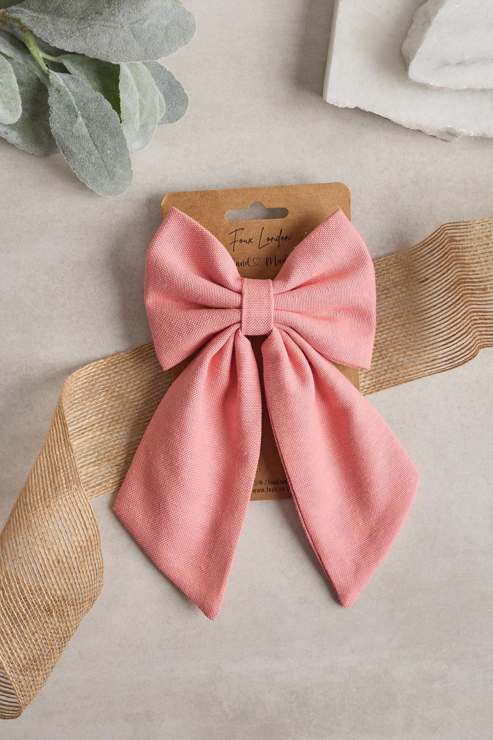 Pembe Fiyonk Toka
