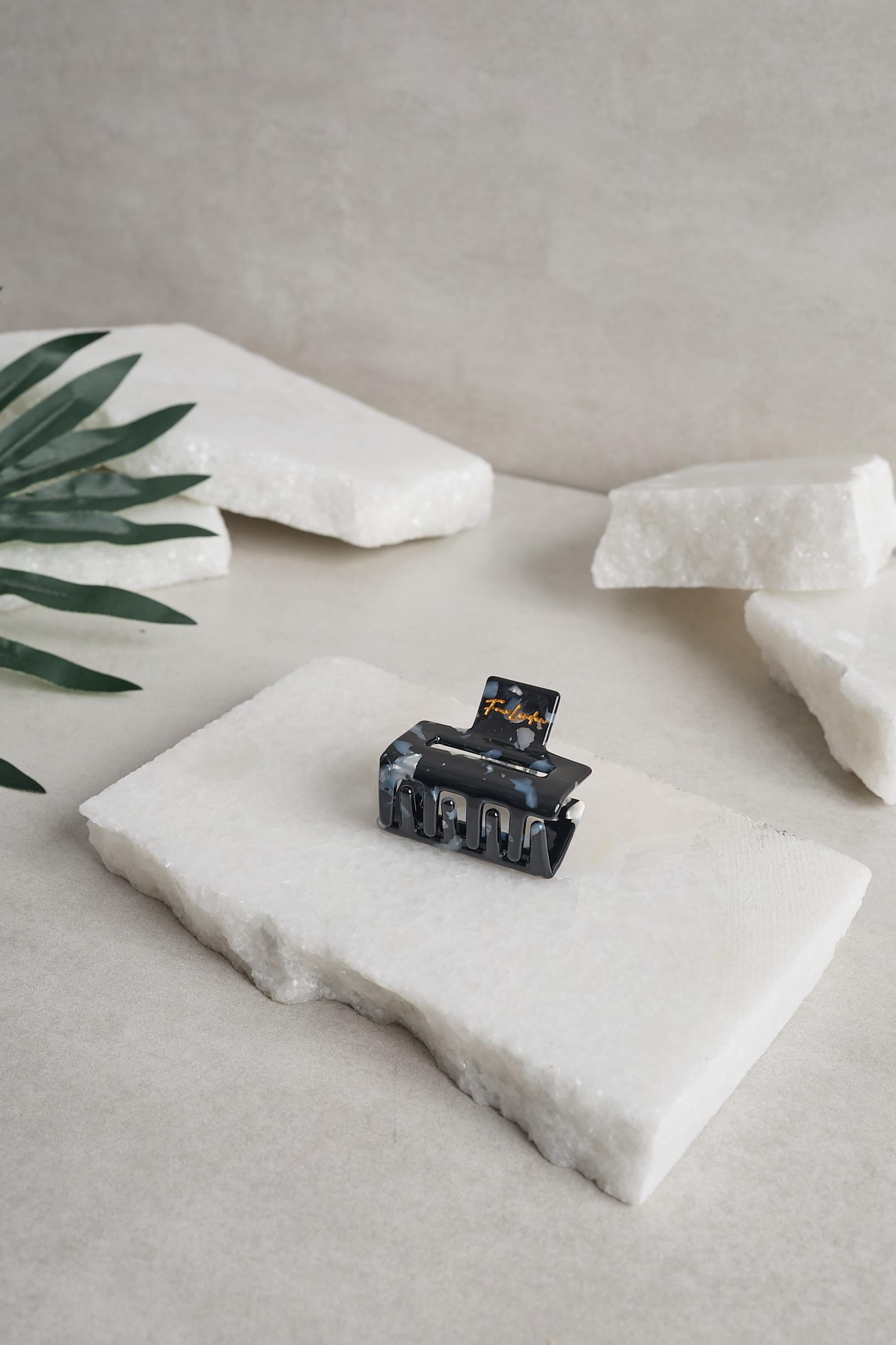 Rectangle Siyah Midi Toka