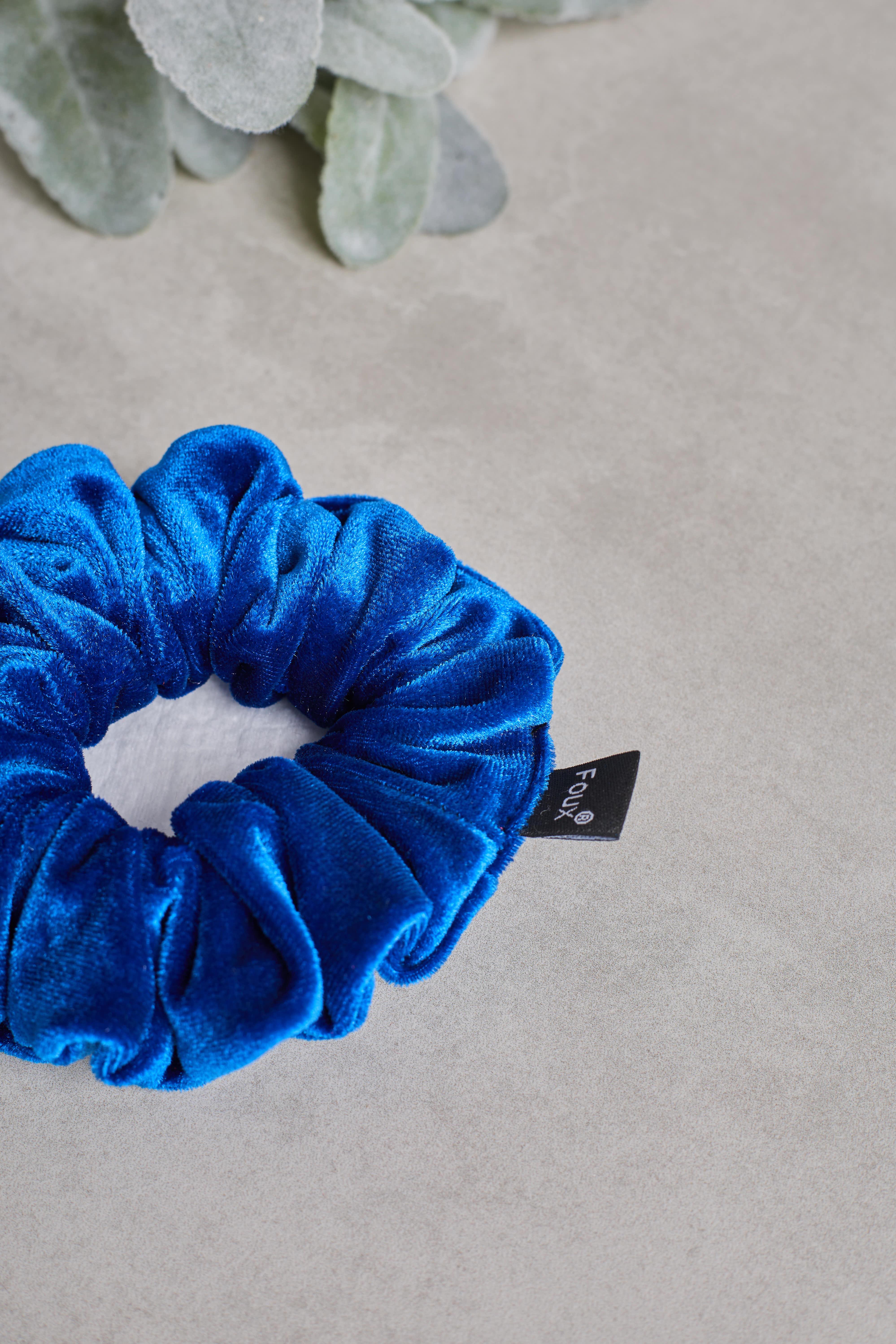 Saks Kadife Small Scrunchie