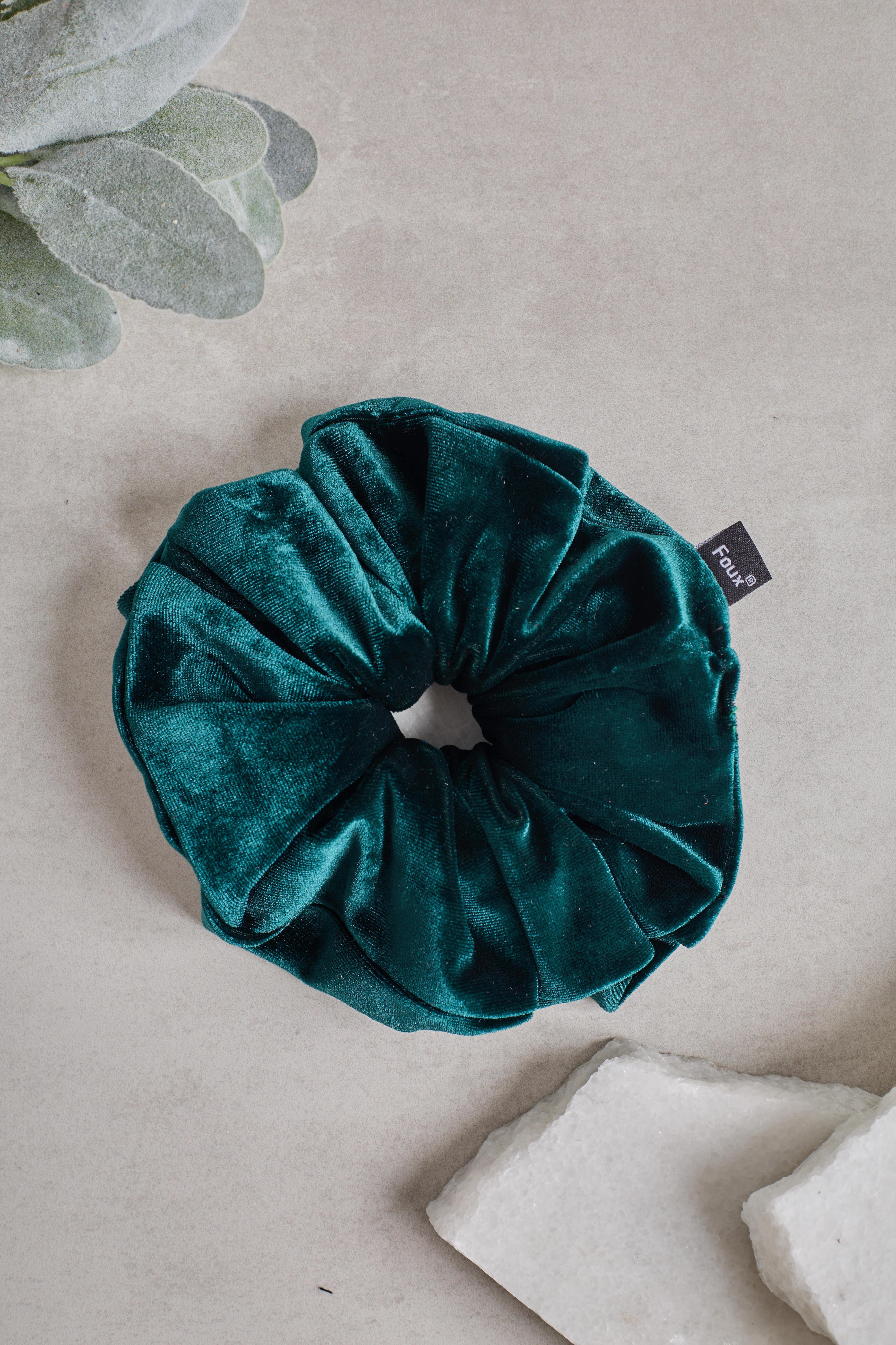 Zümrüt Kadife Scrunchie