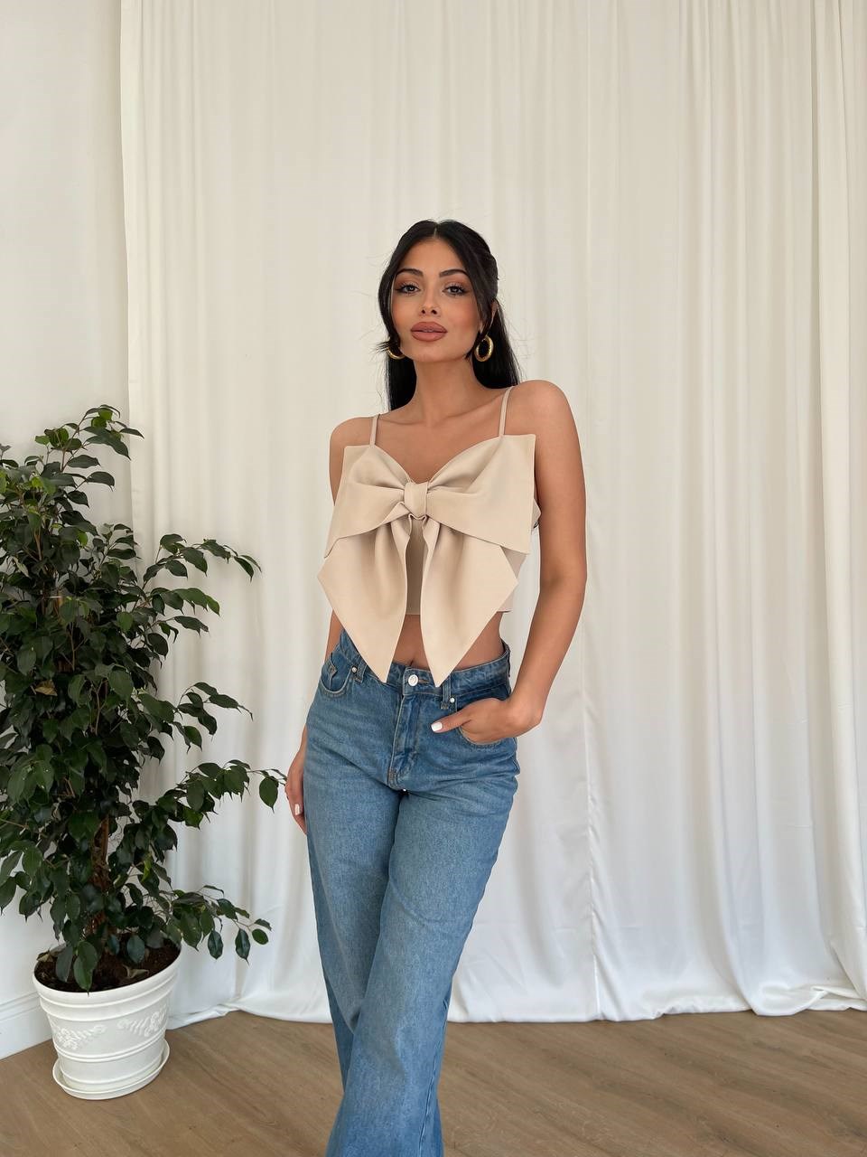 Kadın Fiyonk Detaylı Askılı Crop Bluz
