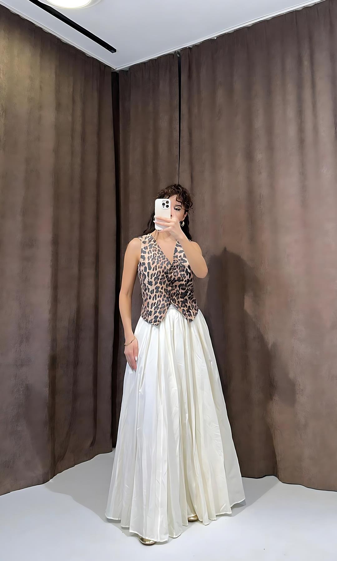 Elegance Ekru Pileli Uzun Etek