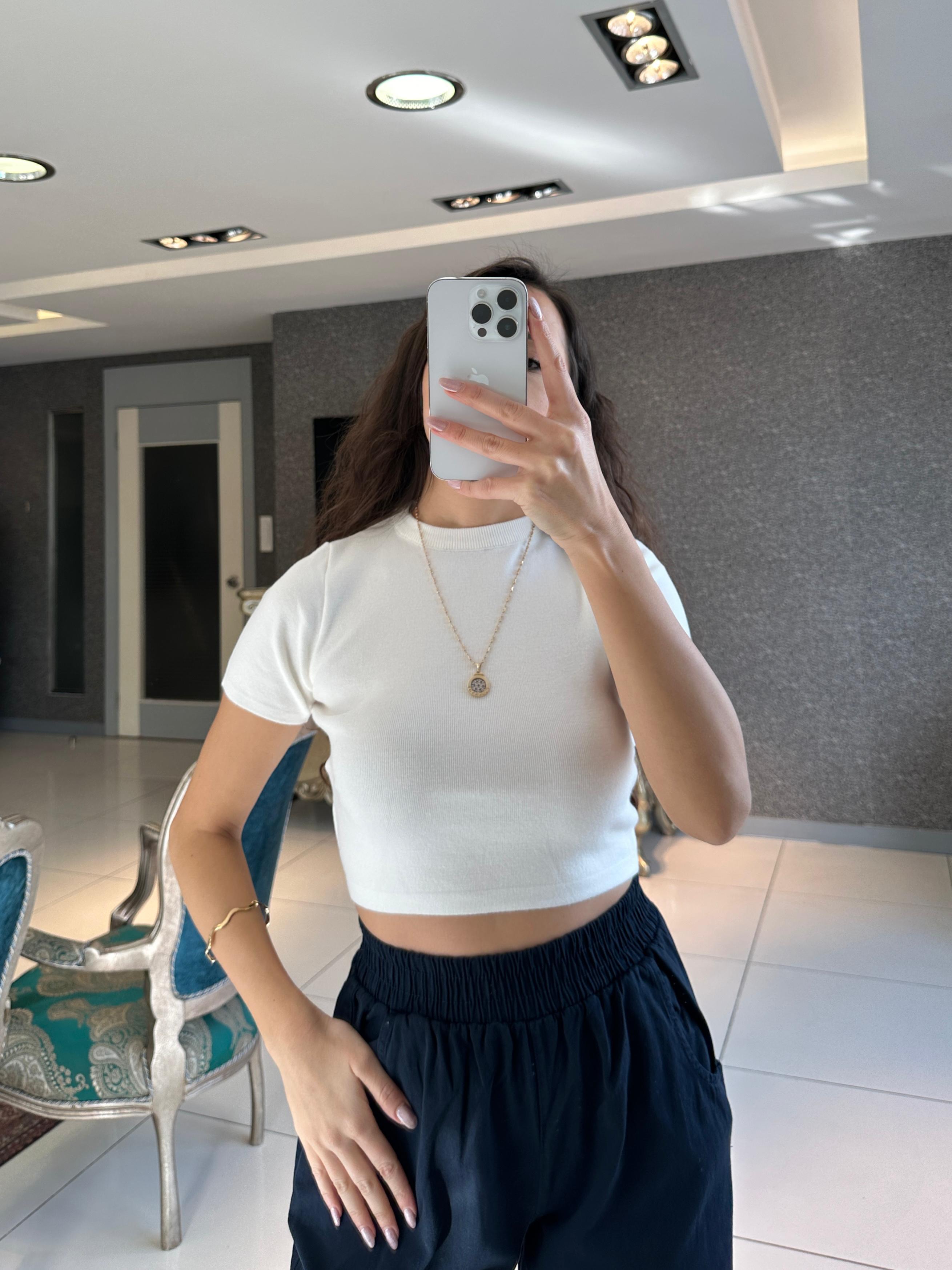 Akrilik Kumaş Premium Kalite Kısa Kollu Crop Triko