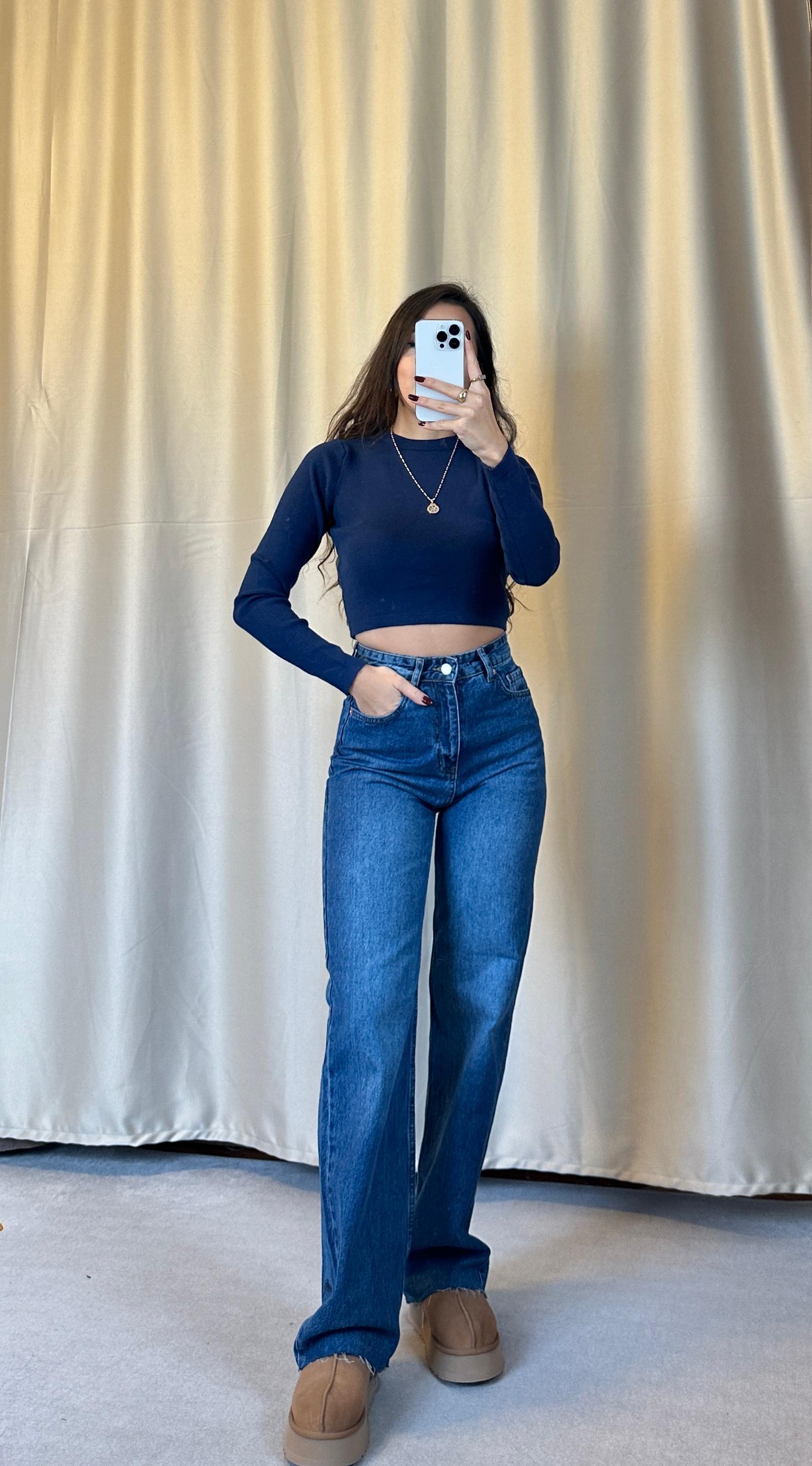 Marka Model Straight Kesim Koyu Mavi Jean 