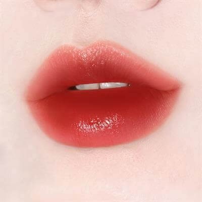 Kadife Dokulu Nemlendirici Ve Besleyici Velvet Tint DL17 Red Sapphire (Safir Kırmızı) - 4.1 gr