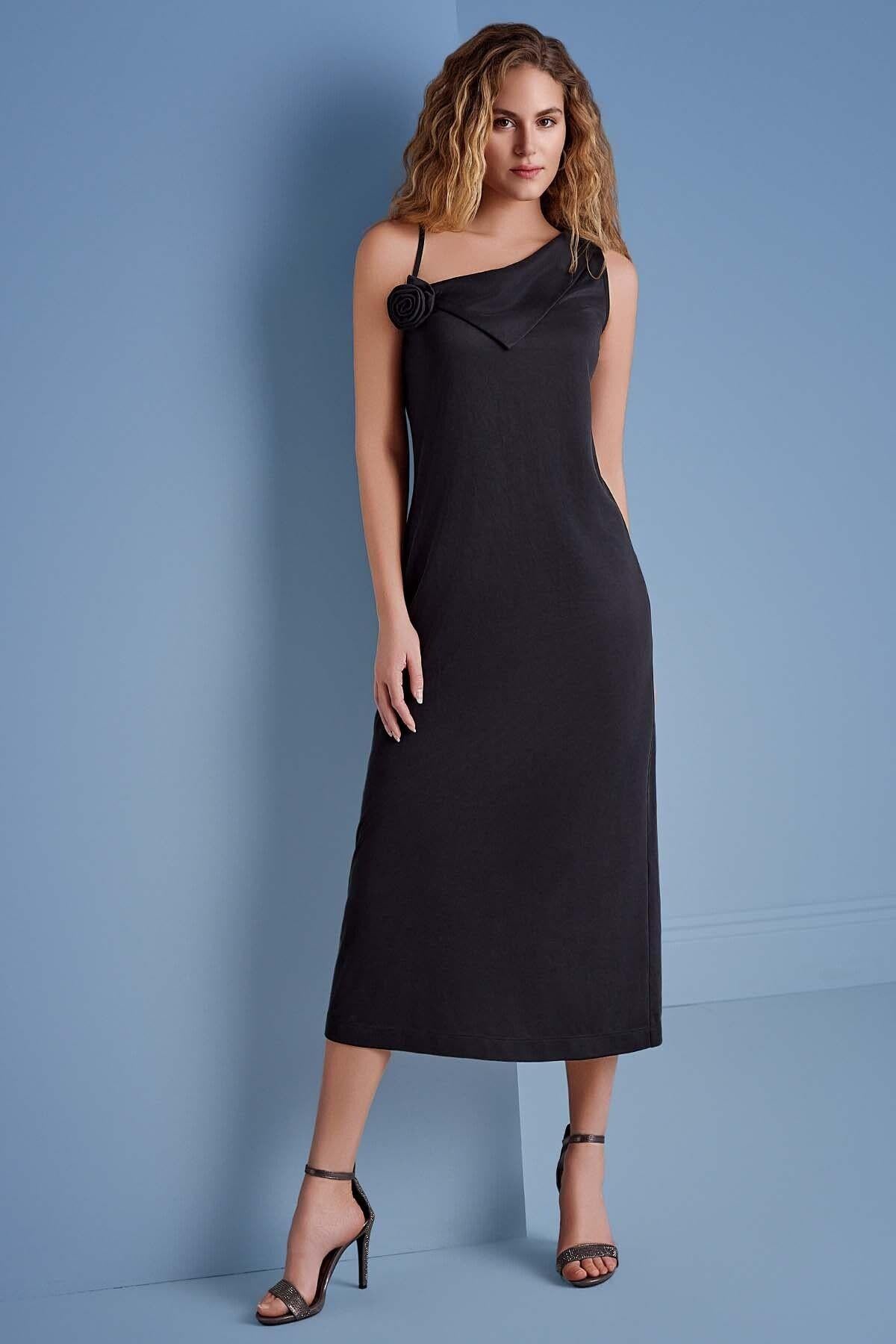 Asymmetric Neckline Black Knit Dress