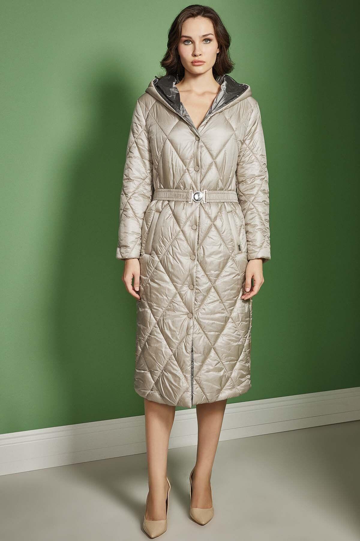 Kapüşonlu Taş Şişme Mont