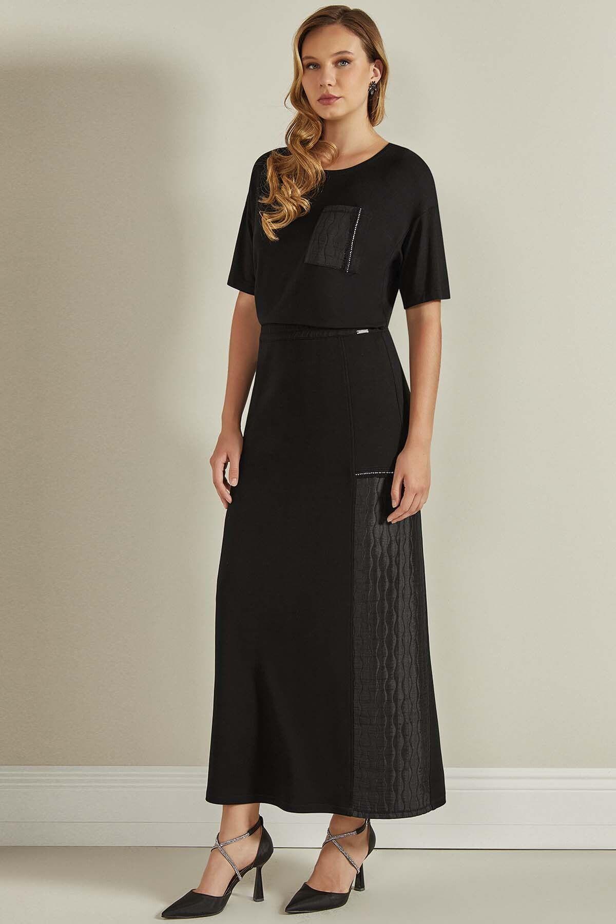 Flared Black Knit Skirt