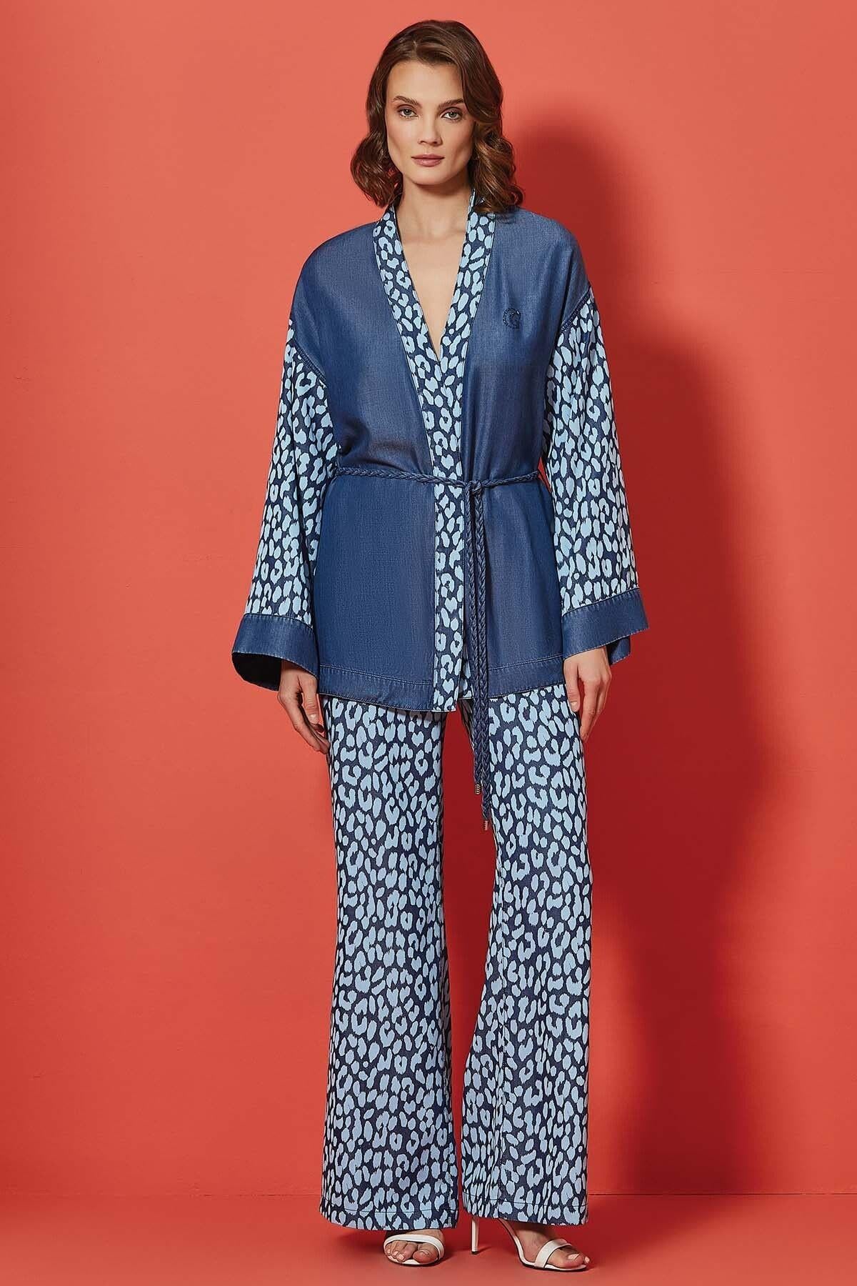 Belt Detailed Blue Kimono
